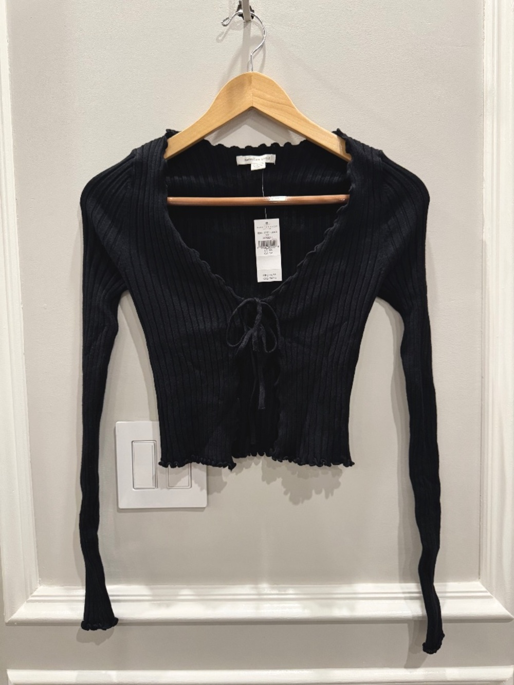 NWT American Eagle Black Ribbed Tie Front Cardigan Lettuce Edge Top Knit XS